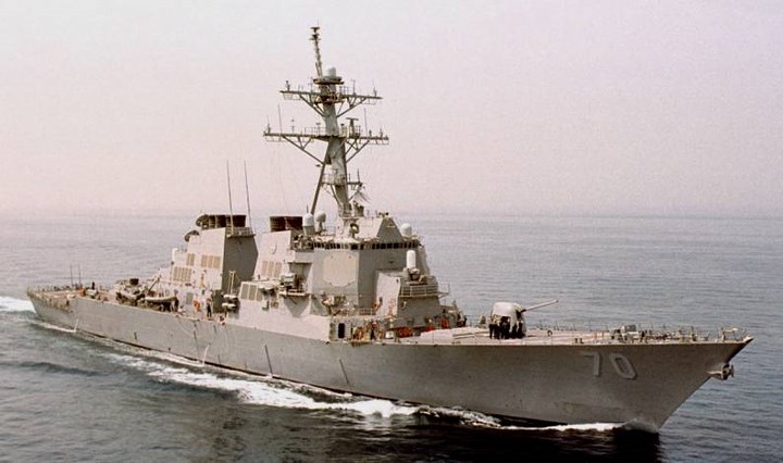 Tàu khu trục Mỹ vừa tiến gần Scarborough làm Trung Quốc nổi giận